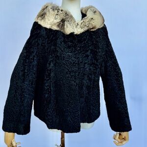 Elegant Black Swakara Fur Women's Jacket with chinchilla